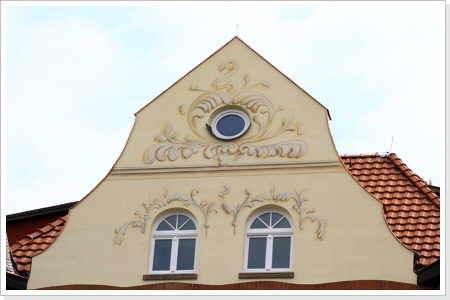 "Ornamentic II" Giebelgestaltung